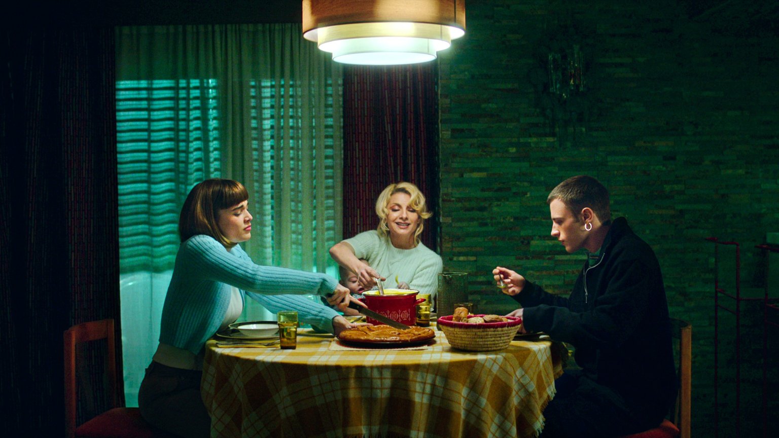 Duistere Spaanse dramaserie over schokkend familiegeheim nu te zien op Netflix