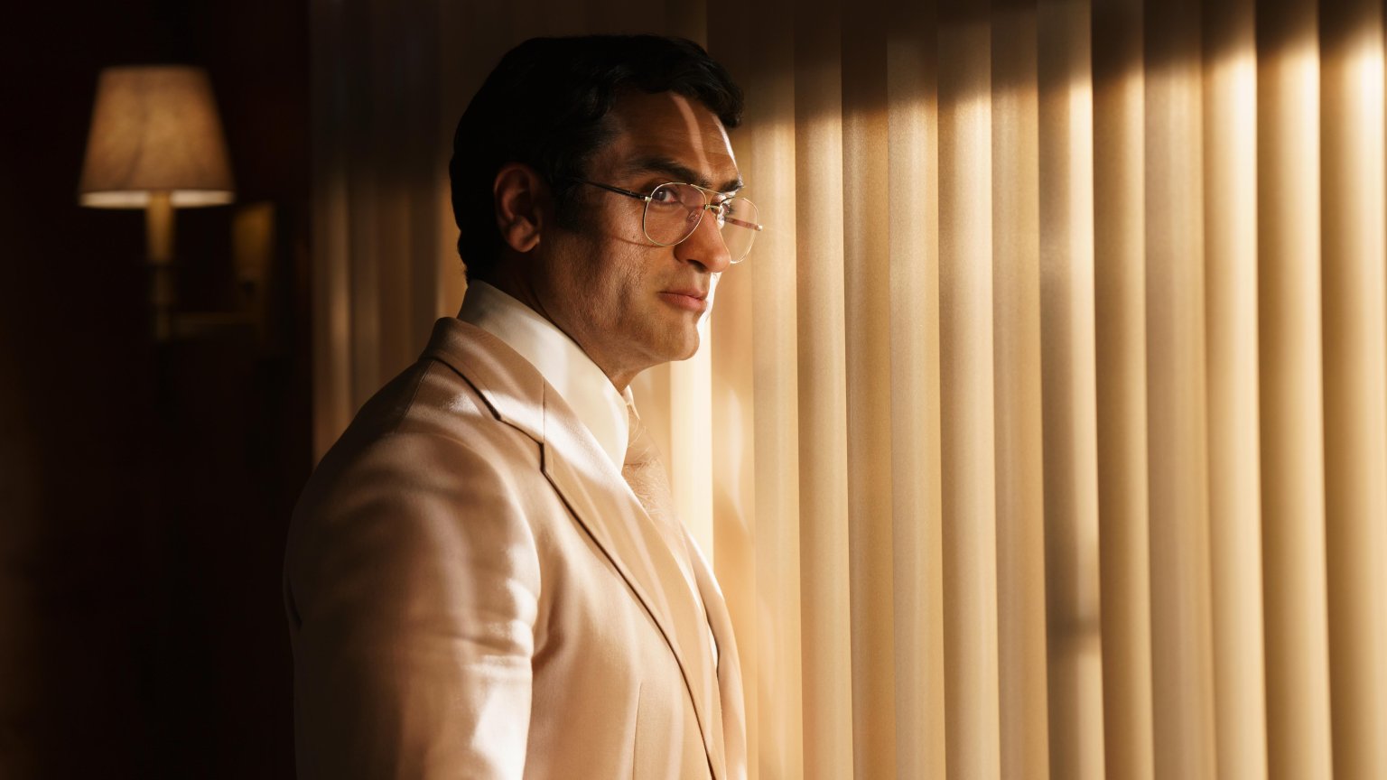 Disney+ onthult de trailer en releasedatum van waargebeurde miniserie met Kumail Nanjiani