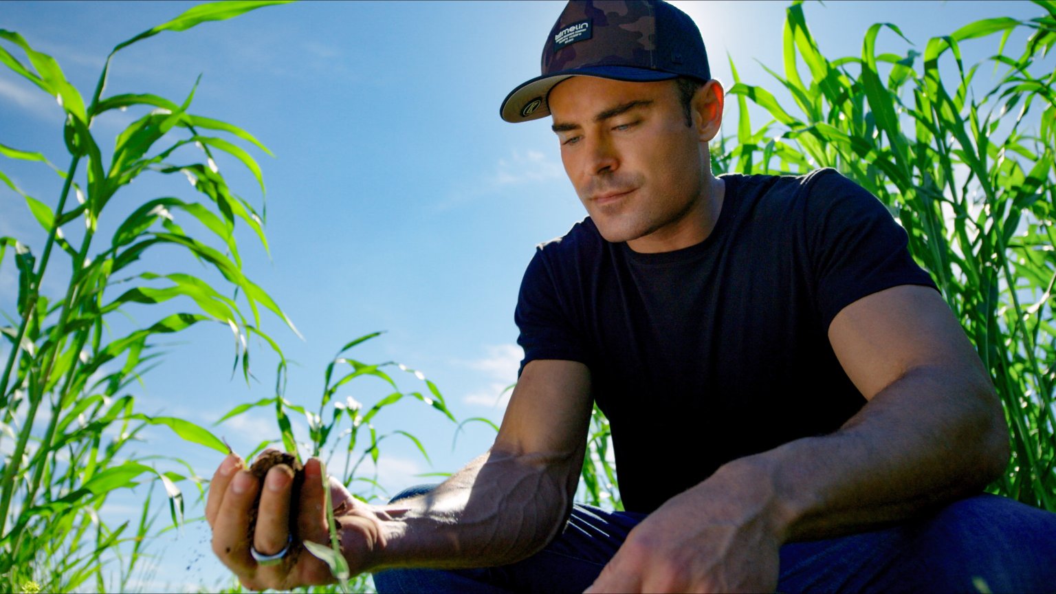 Zac Efron toert door Australië in Netflix-docu 'Down to Earth with Zac Efron: Down Under'