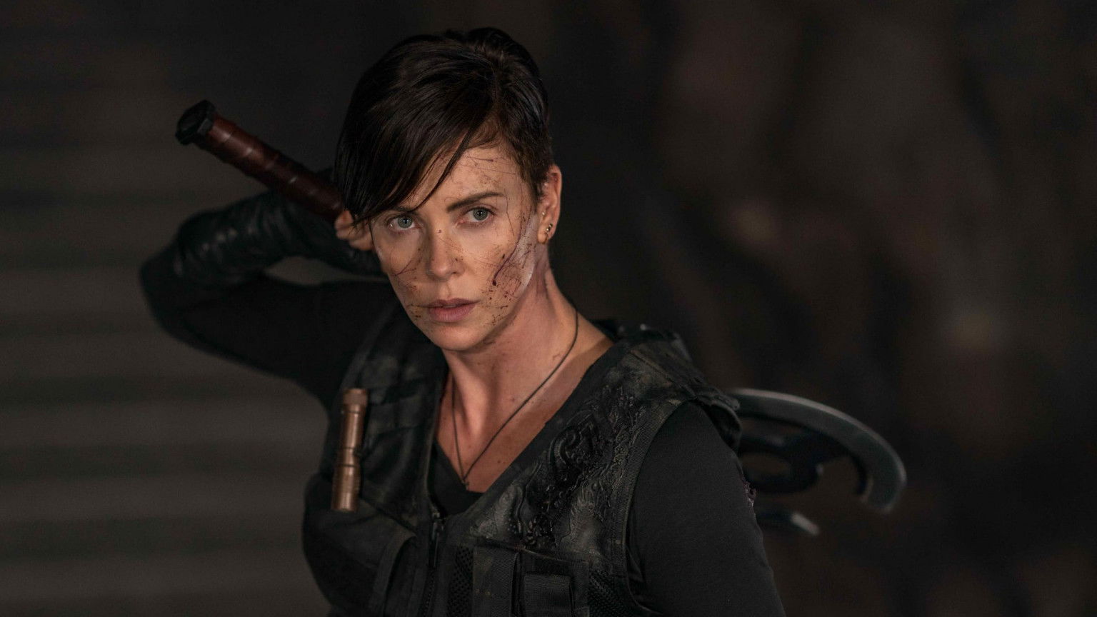 Charlize Theron vertelt over de oneerlijke behandeling van vrouwen bij actiefilms