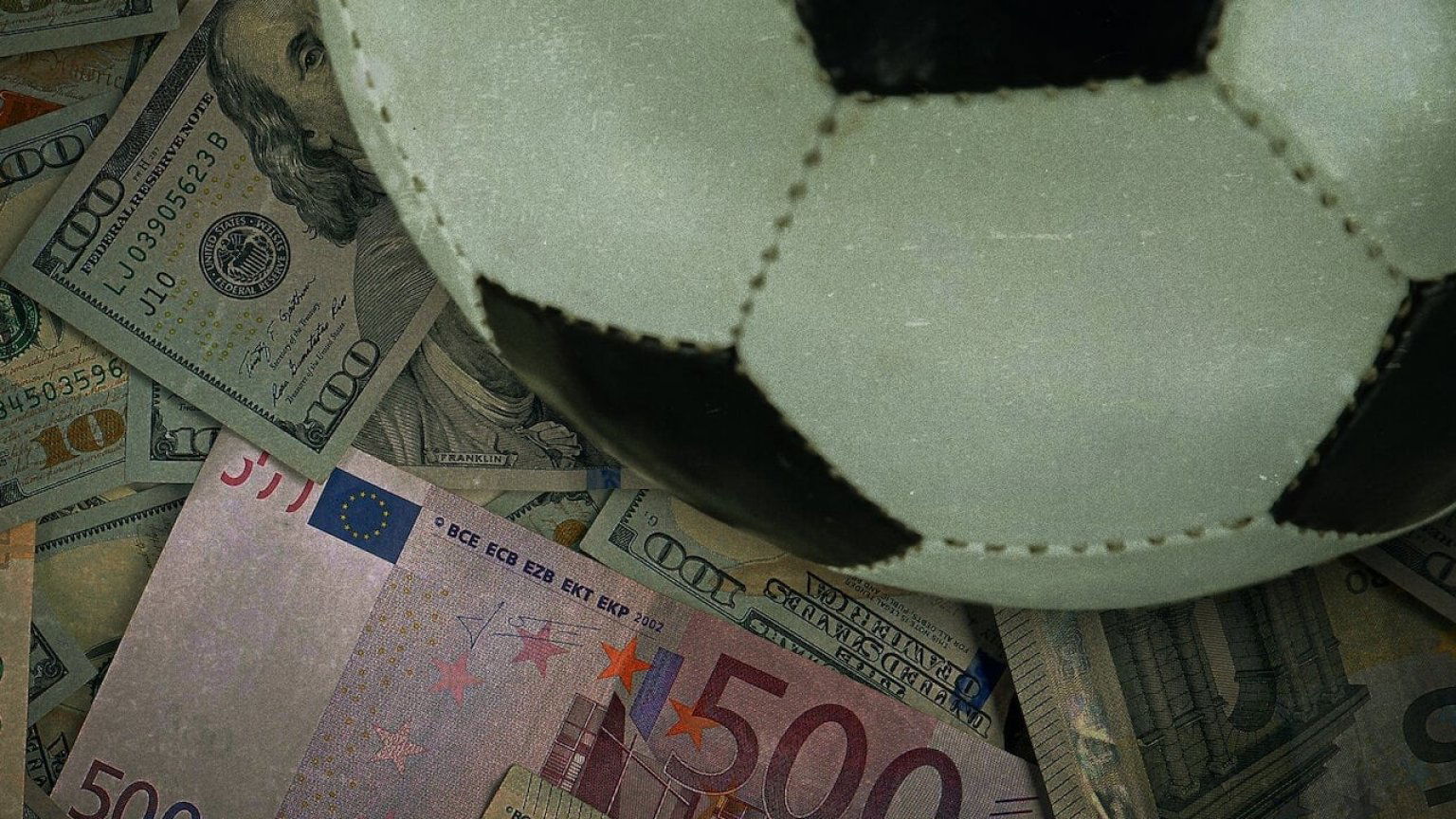 Netflix duikt in de FIFA en het WK in Qatar in nieuwe docuserie, eerste trailer nu te zien