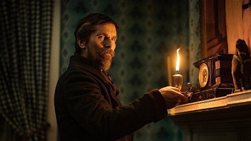 Nieuwe beelden verschenen van naargeestig Netflix-misdaaddrama met Christian Bale