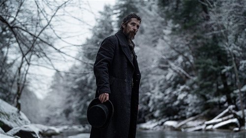 'The Pale Blue Eye' teasertrailer: Christian Bale moet een moord oplossen in nieuwe Netflix-film