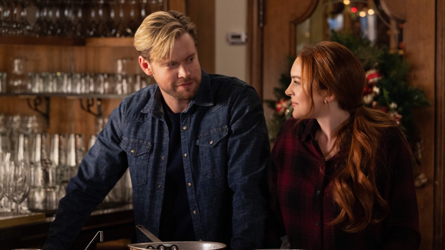 'Falling for Christmas' op Netflix: alles over de nieuwe kerstfilm met Lindsay Lohan