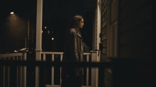 Bill Skarsgård en Georgina Campbell zijn vanaf vandaag te zien in 'engste horrorfilm van het jaar'