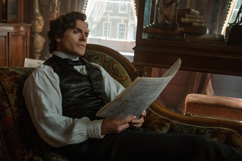 Henry Cavill en Millie Bobby Brown nu te zien op Netflix in 'Enola Holmes 2'