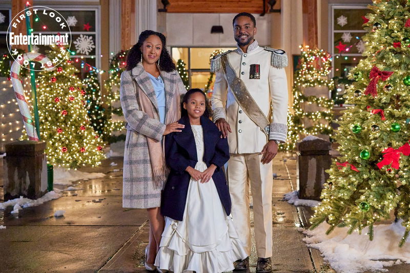 via Hallmark Media / Entertainment Weekly / Allister Foster