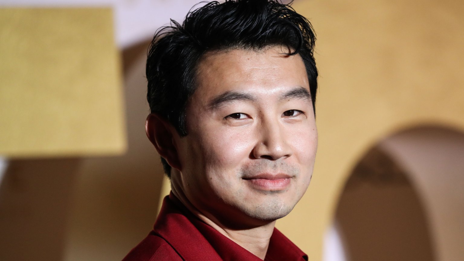 Marvel-ster Simu Liu slaat terug op Quentin Tarantino: 'Geen filmstudio zal ooit perfect zijn'