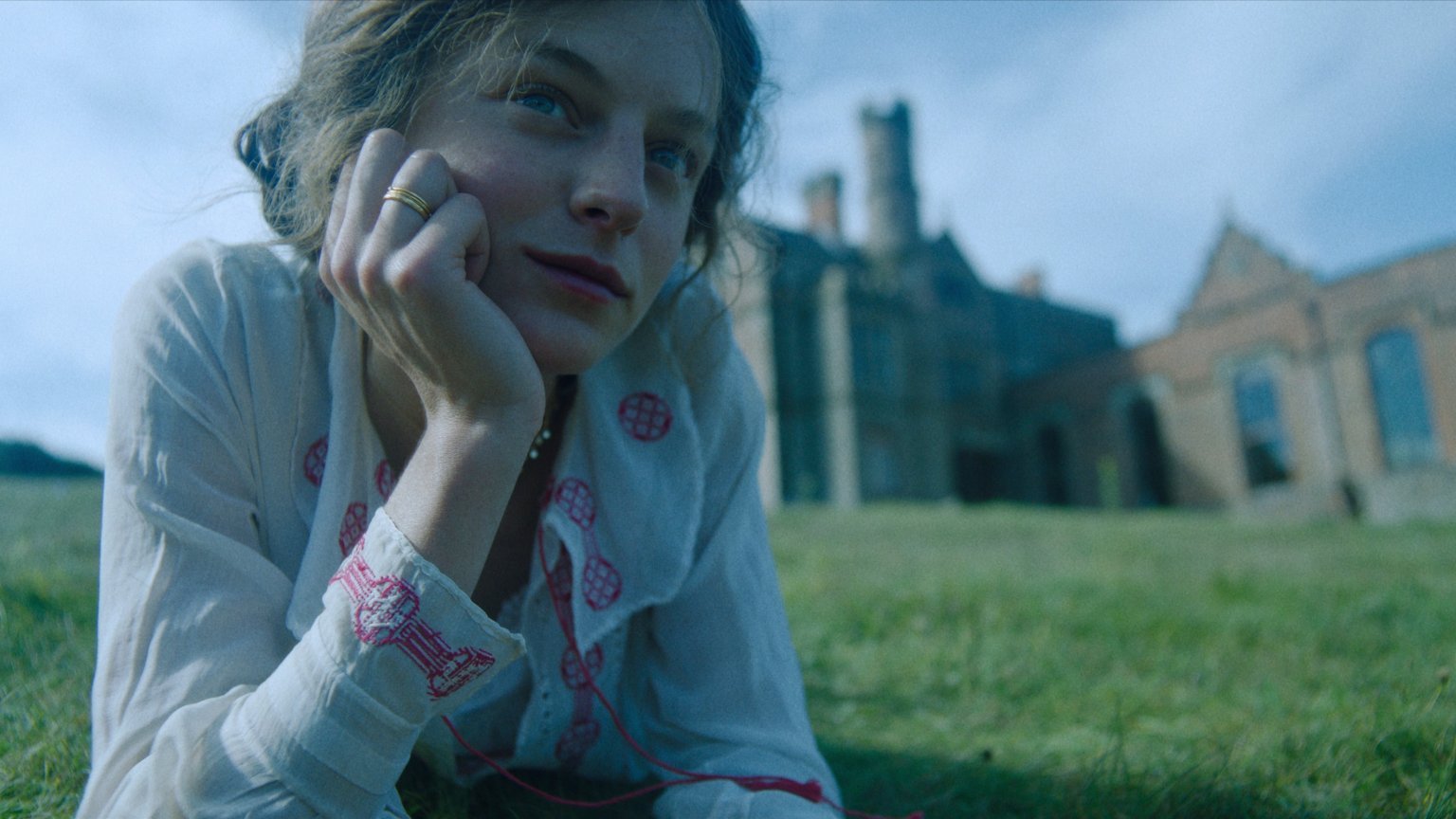 'Lady Chatterly's Lover' op Netflix: alles over de nieuwe dramafilm met Emma Corrin