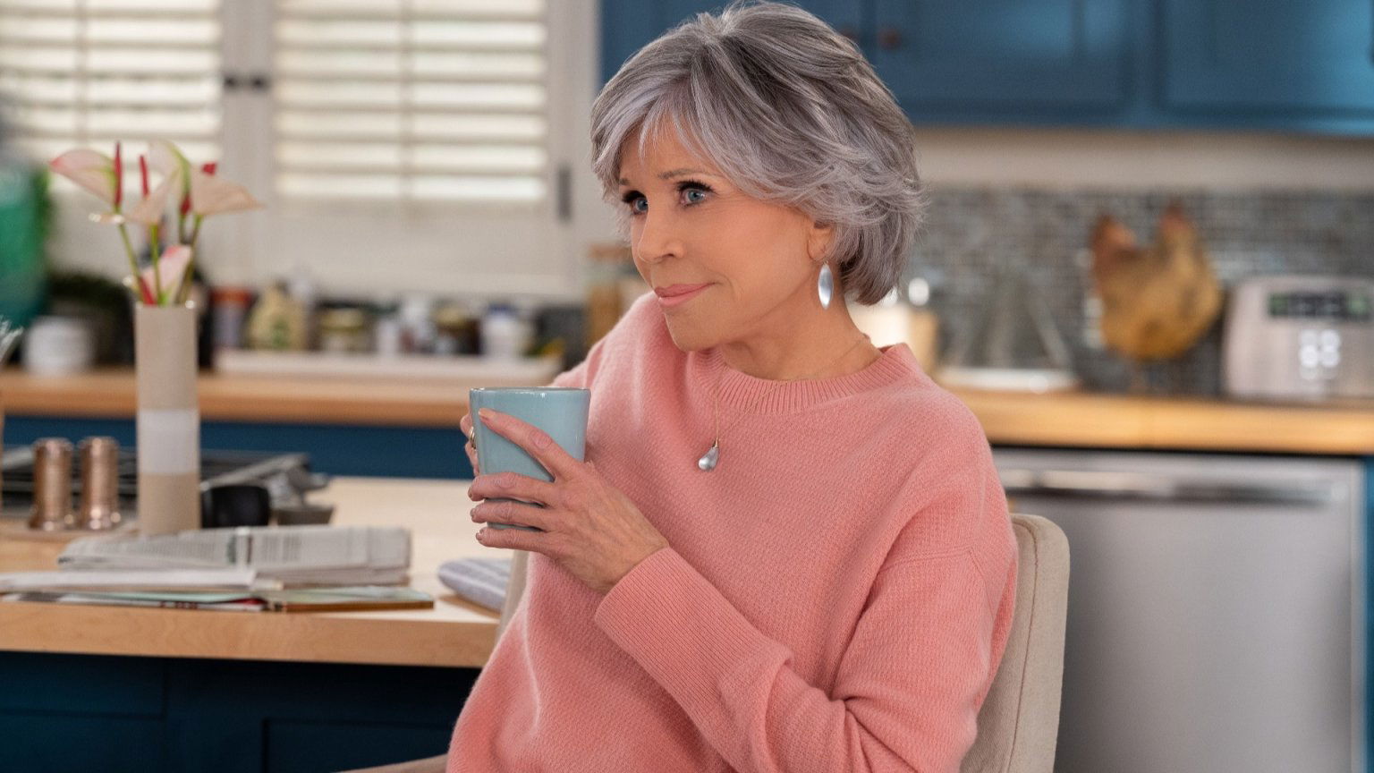 Actrice Jane Fonda aan de beterende hand na diagnose kanker: 'Voel me zo gezegend'