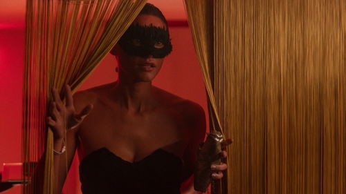 Kijkers onder de indruk van onverwachte twist in erotische wraakserie op Netflix
