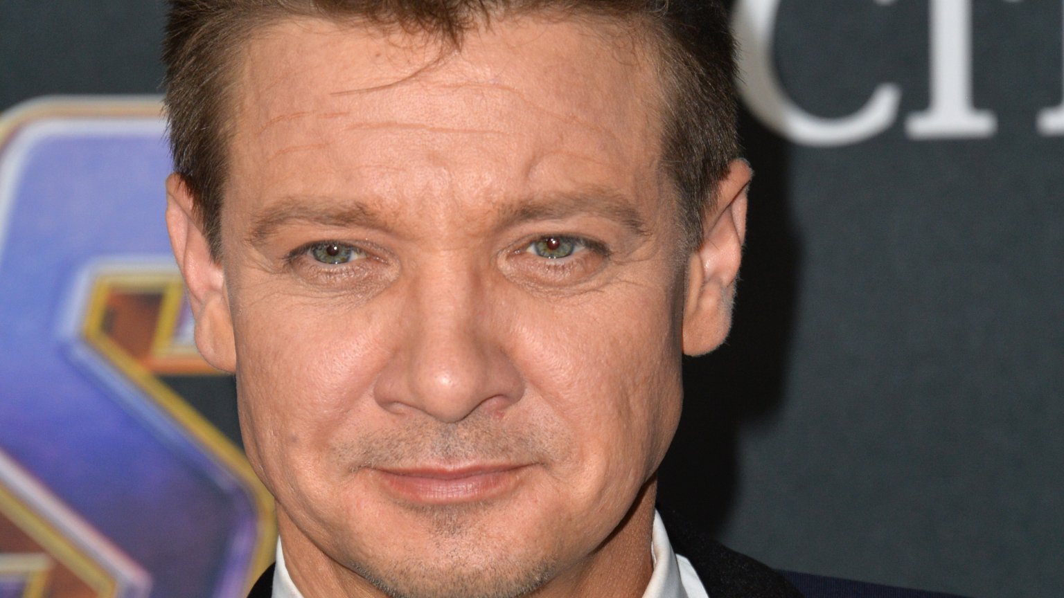 Jeremy Renners familie positief over zijn herstel: 'Hij is een vechter'