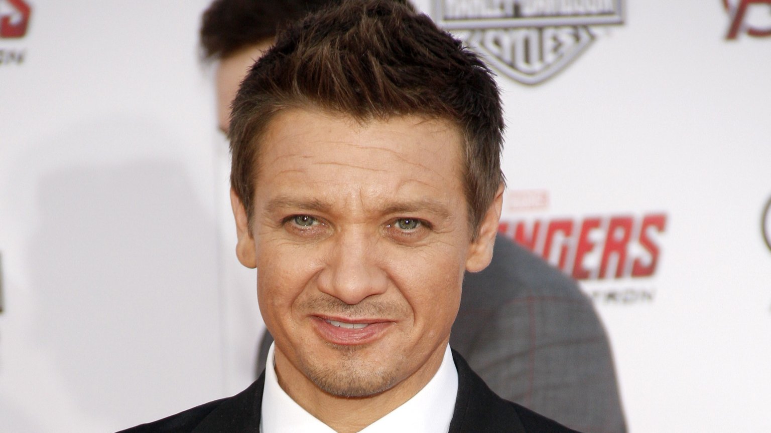 Jeremy Renner geeft update over zijn gezondheid: 'Meer dan 30 botbreuken'