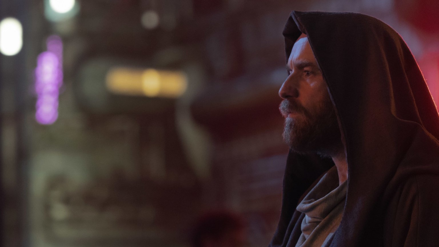 Ewan McGregor en Emilia Clarke zouden openstaan voor terugkeer in 'Star Wars'-universum