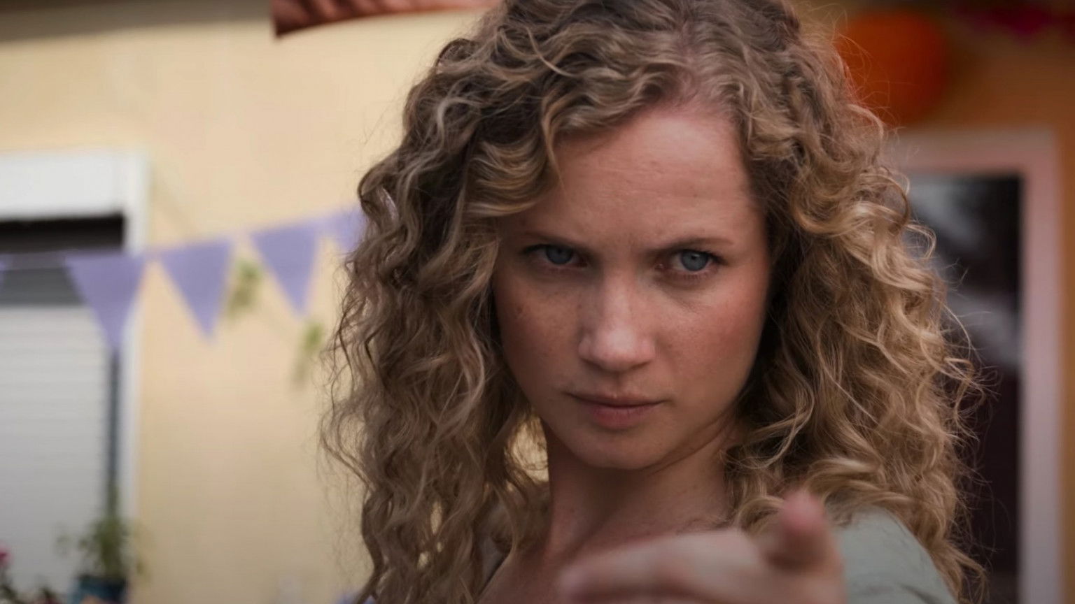 Trailer Netflix-film 'Freaks' nu te zien