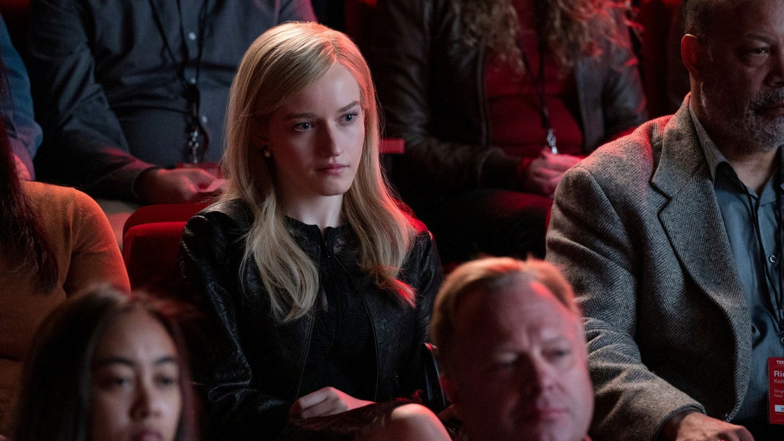 Meeslepende Netflix-serie van 'Bridgerton-maker ontvangt volop lof: 'Een dijk van een serie!'