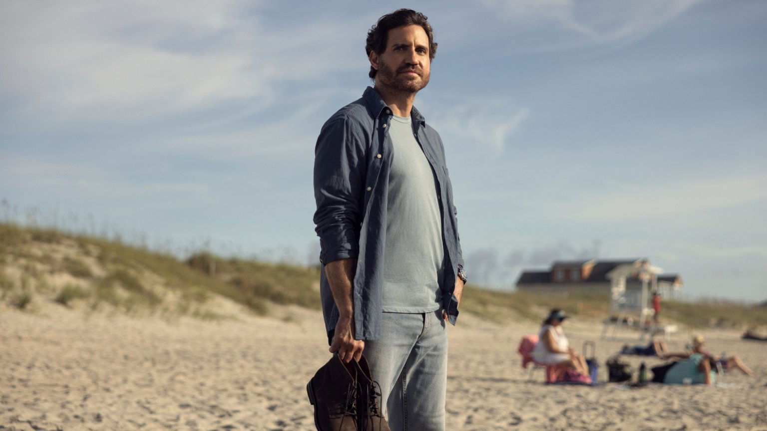 Netflix deelt de trailer van spannende nieuwe serie 'Florida Man' met Edgar Ramírez