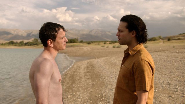 Recensie 'Burning Days'