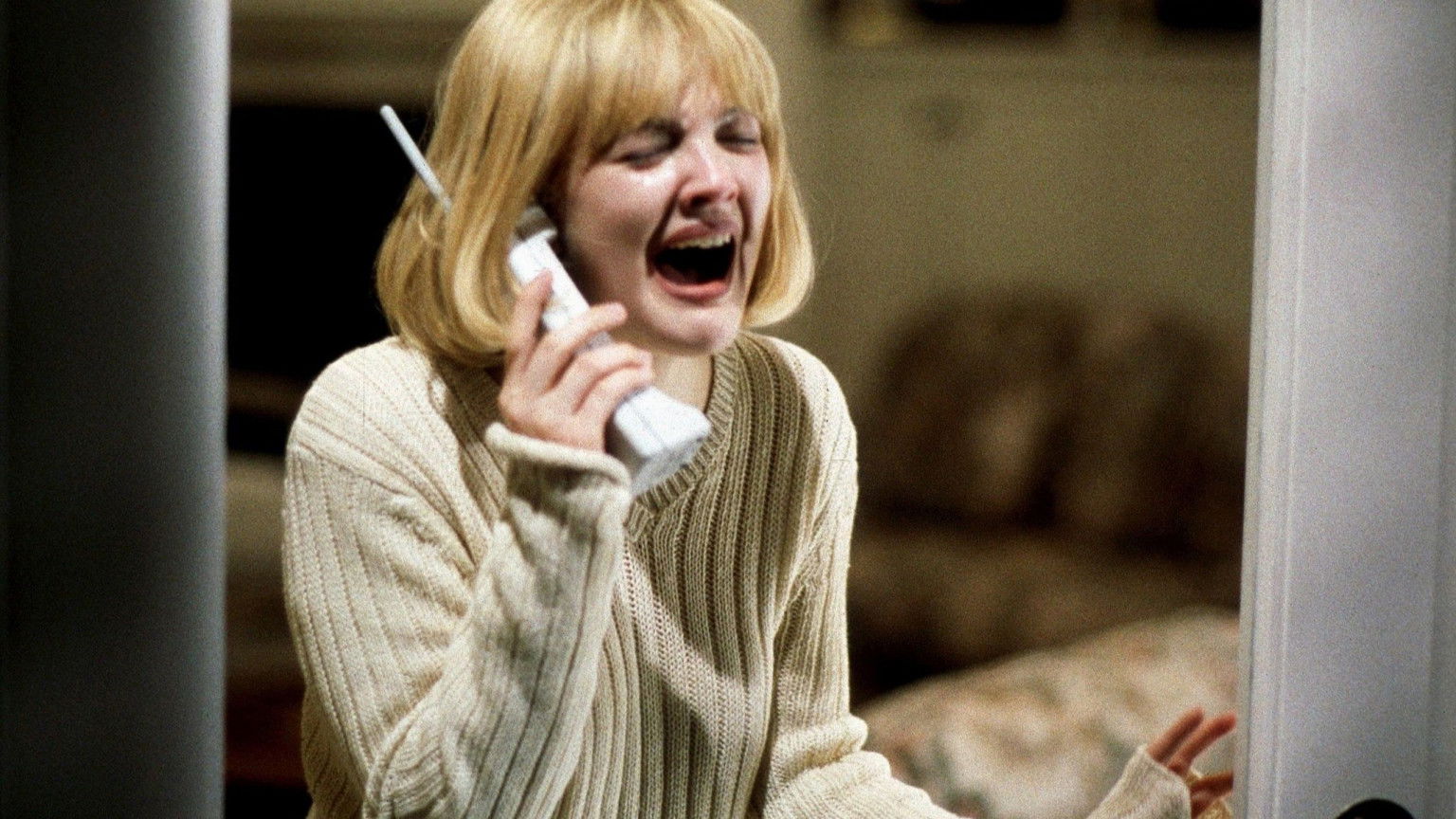 Drew Barrymore legt uit waarom haar personage moest sterven in de openingsscène van 'Scream'