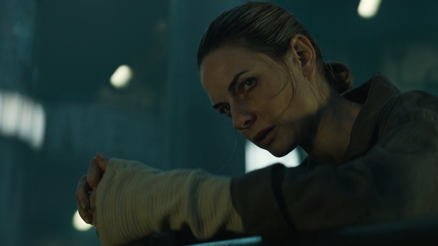 Apple TV+ deelt de trailer van post-apocalyptische serie met Rebecca Ferguson