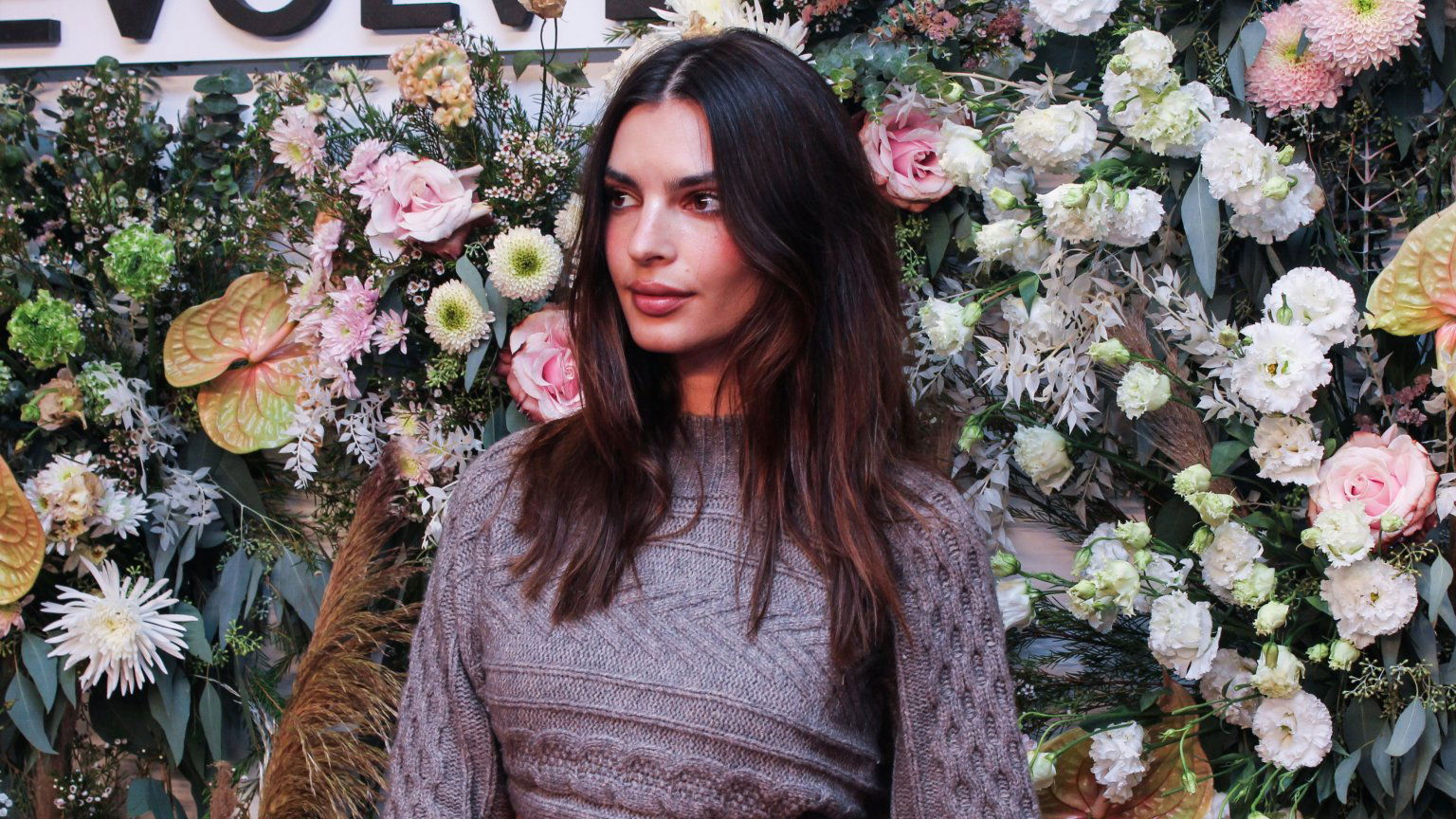 Emily Ratajkowski haalt uit naar Hollywood: 'Min of meer waarom ik ben gestopt met acteren'