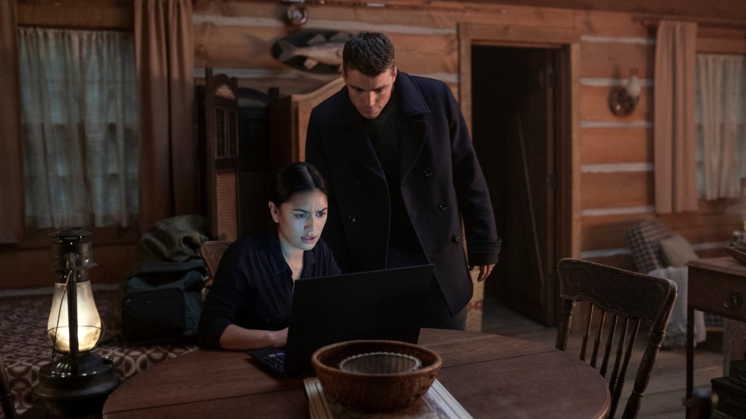 'The Night Agent' knalt top 10 populairste Netflix-series ooit binnen