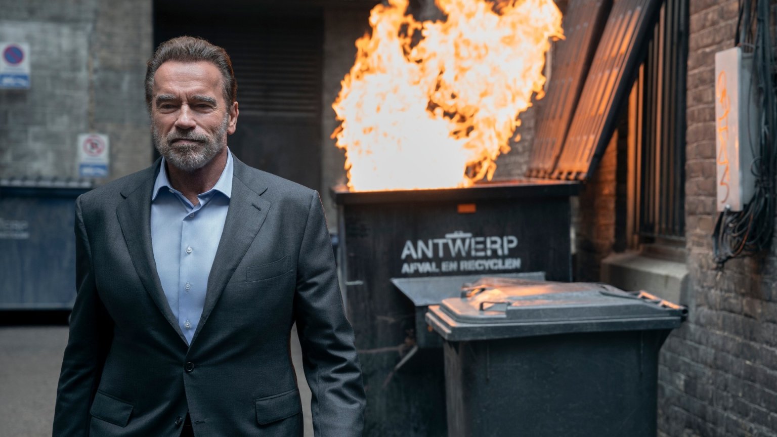 Arnold Schwarzenegger keert terug als actieheld in de trailer van spannende spionageserie