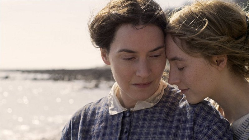 Kate Winslet en Saoirse Ronan schitteren in eerste trailer 'Ammonite'