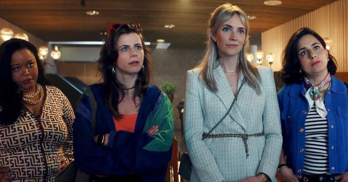 Elise Schaap en Bracha van Doesburgh schitteren samen in nieuwe komedie