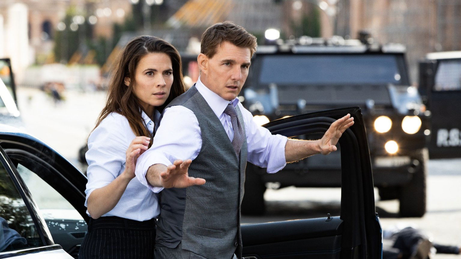 Tom Cruise racet door Rome in achter de schermen-video van nieuwe 'Mission: Impossible'-film