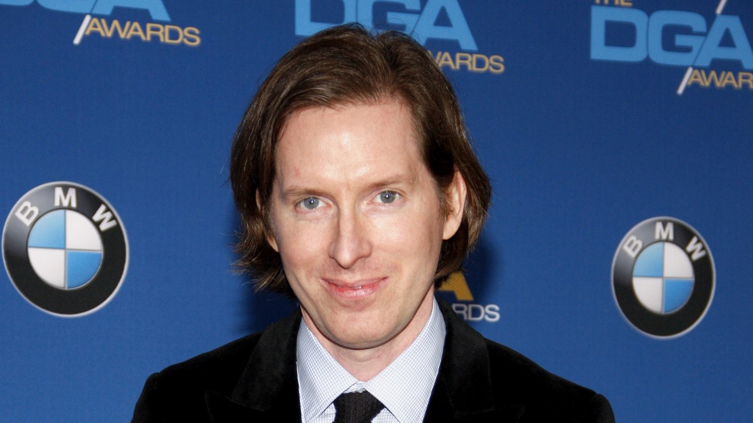 Wes Anderson onthult verrassende speelduur 'Henry Sugar' en beledigt Netflix onbedoeld