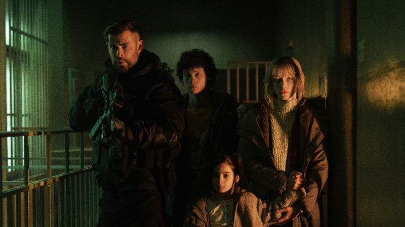 Still 'Extraction 2' via Netflix/Jasin Boland