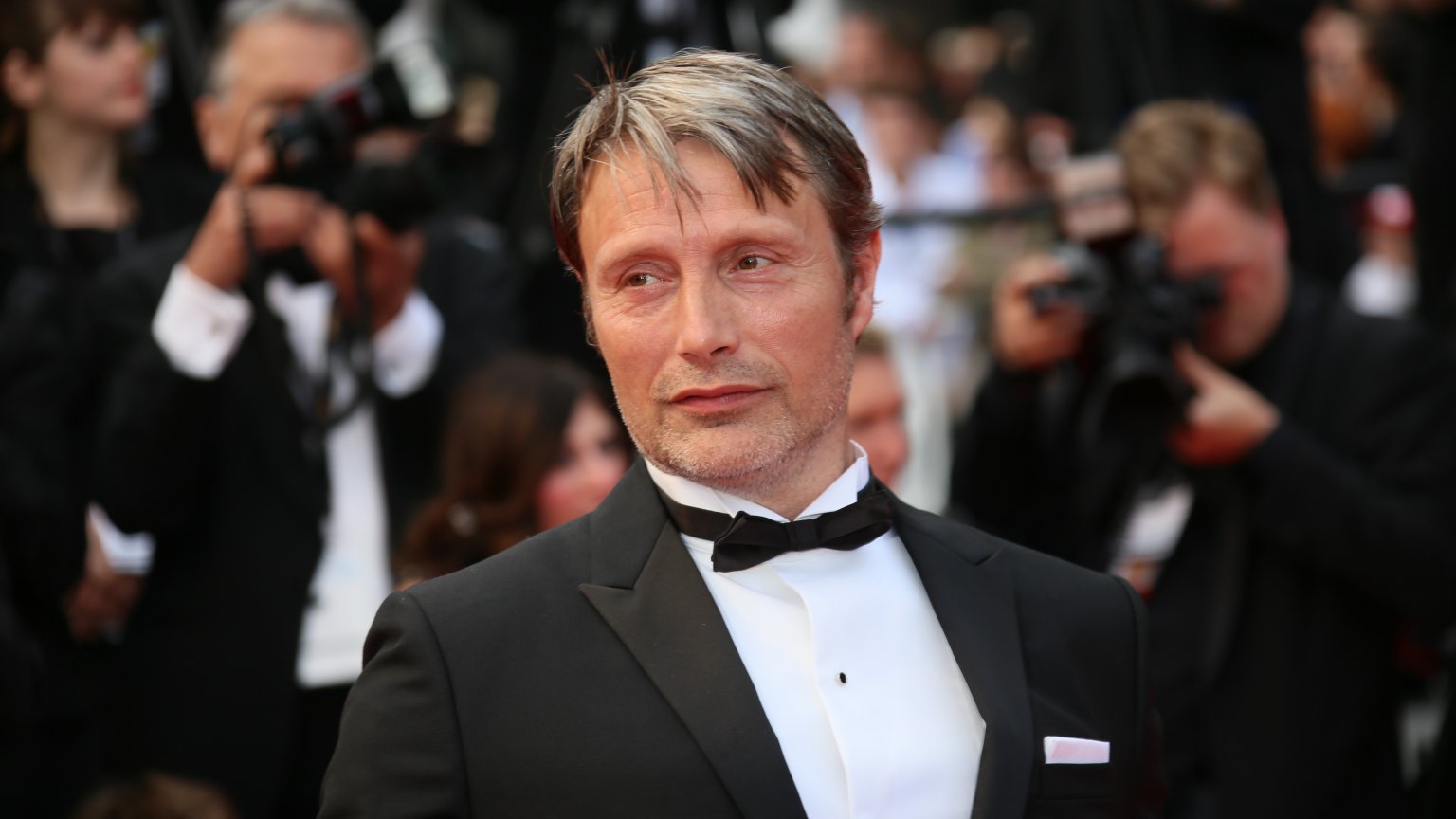 Mads Mikkelsen (57) dolblij met rol in 'Indiana Jones'-franchise: 'Ik zou de kat gespeeld hebben'