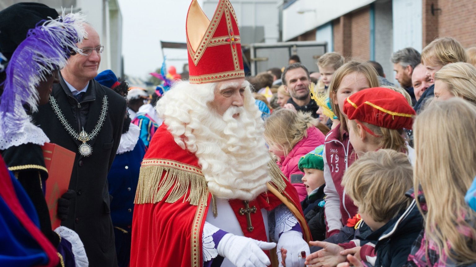 Celstraf voor 'De Club van Sinterklaas'-acteur (58) wegens seksueel misbruik