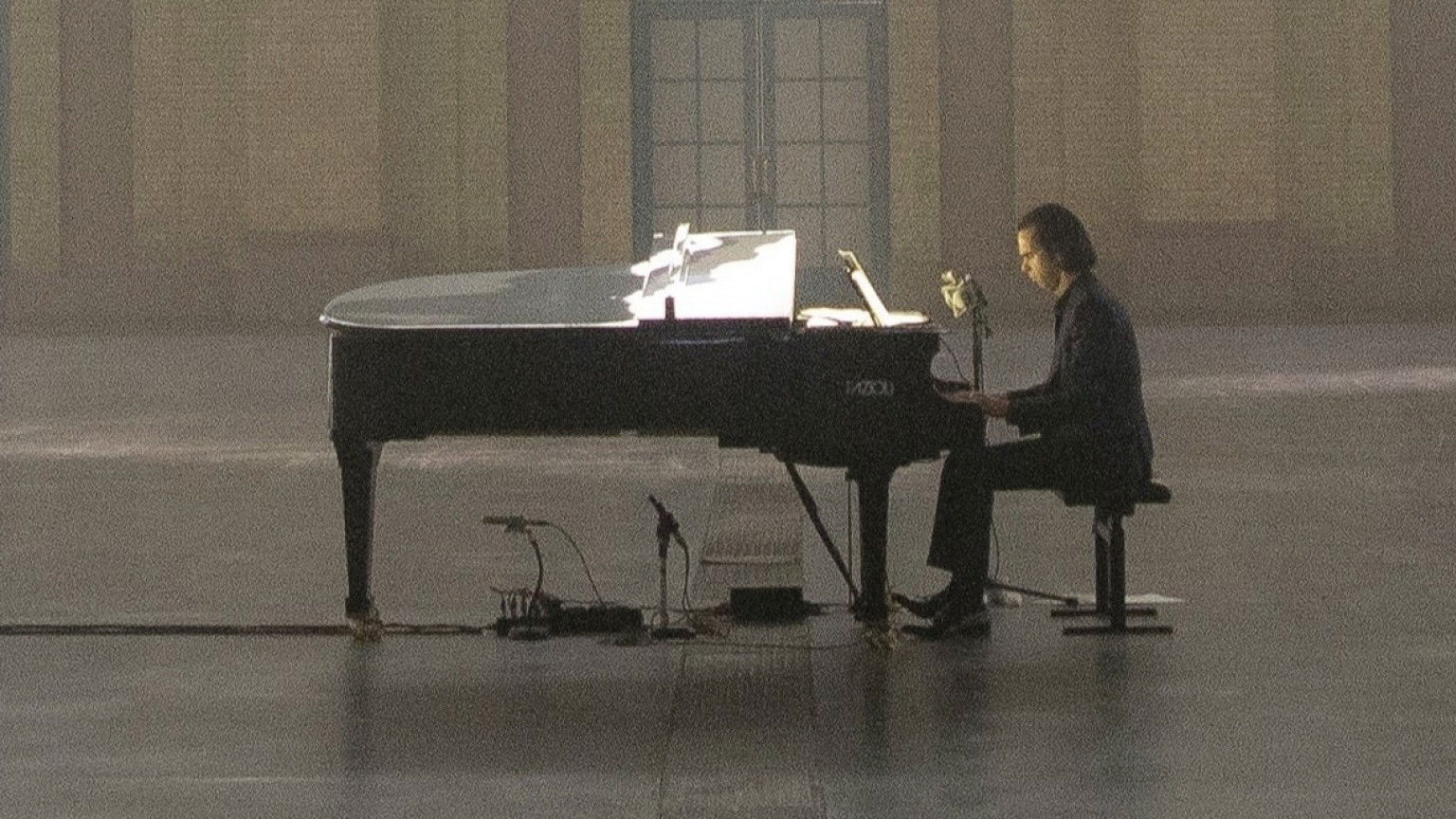 Concertfilm 'Idiot Prayer: Nick Cave Alone At Alexandra Palace' vanaf november in de bioscoop