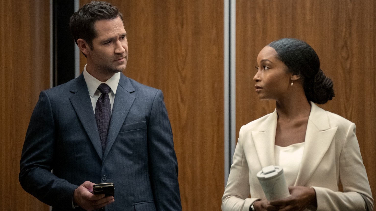 Nieuwe afleveringen 'The Lincoln Lawyer' nu te zien op Netflix