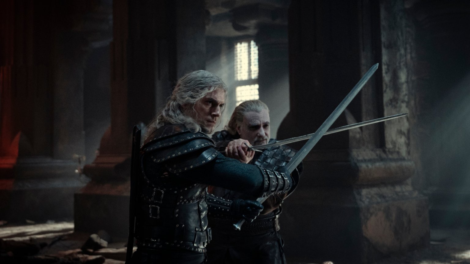 Achter de schermen: Henry Cavill ontleedt spectaculaire vechtscène uit 'The Witcher'