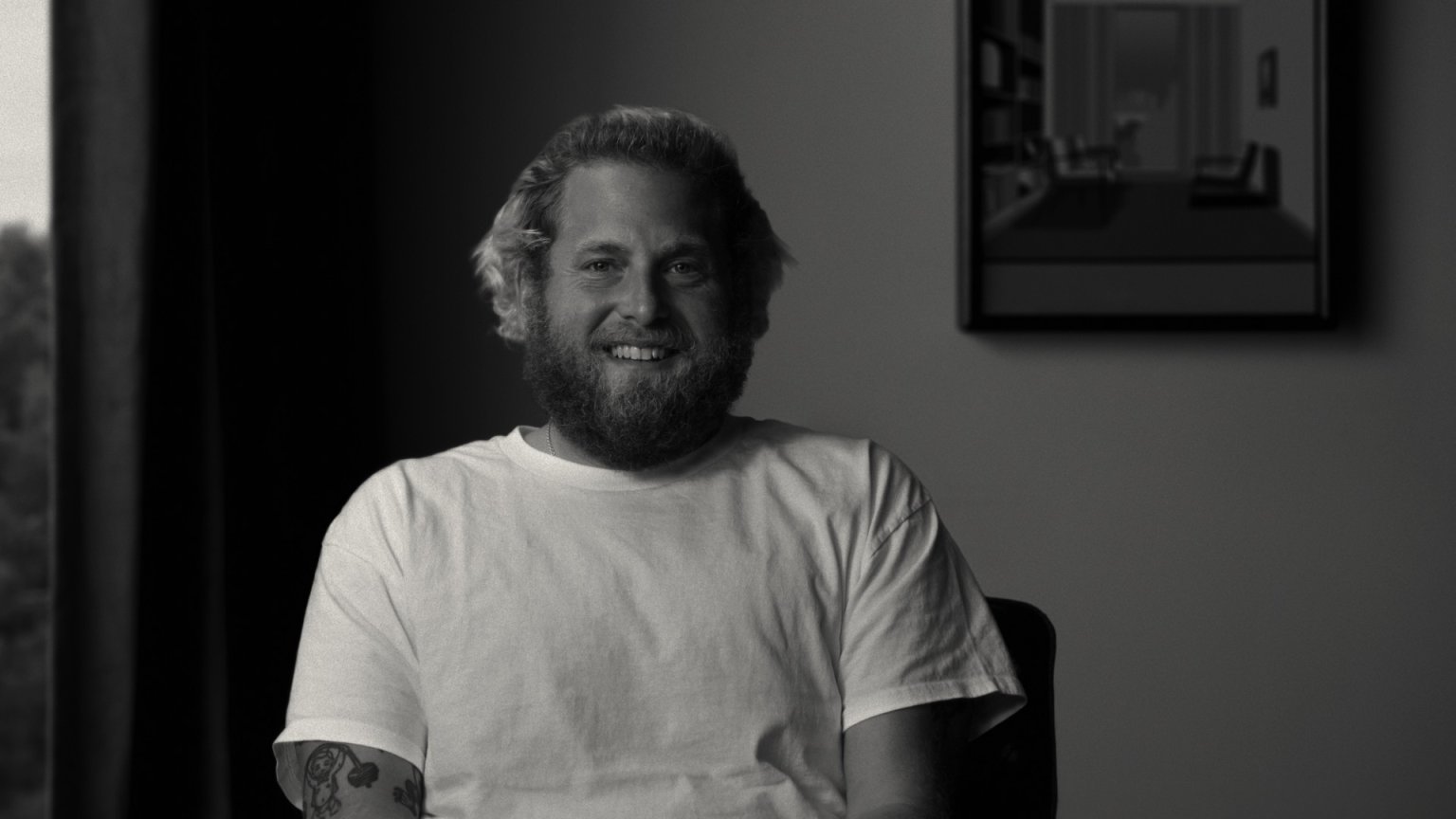 Surfer Sarah Brady onthult emotioneel misbruik door ex-vriend Jonah Hill