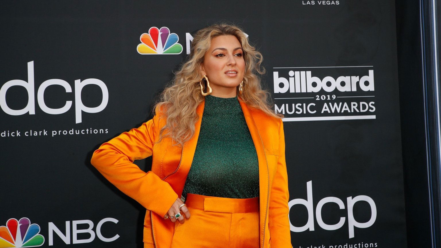 'Sing'-stemactrice en popzangeres Tori Kelly opgenomen in het ziekenhuis na inzinking