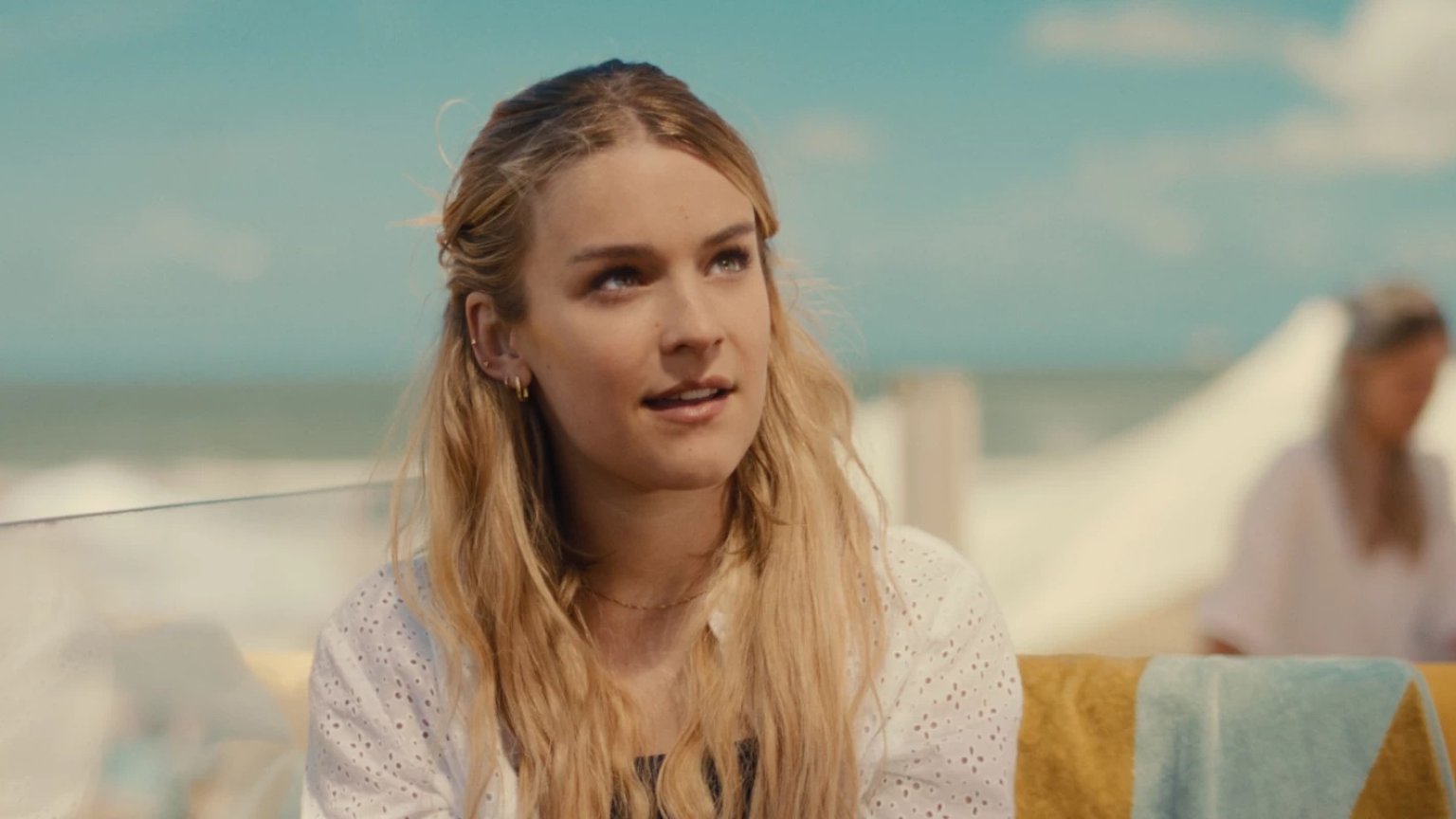 'Knokke Off'-ster Pommelien Thijs hint naar mogelijk vervolg van Vlaamse hitserie