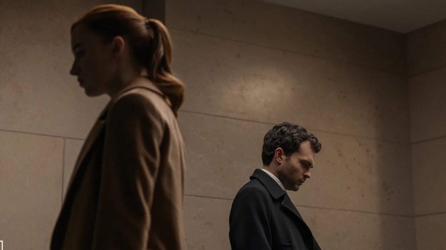 'Fair Play' trailer: erotische thriller met Phoebe Dynevor vanaf oktober op Netflix