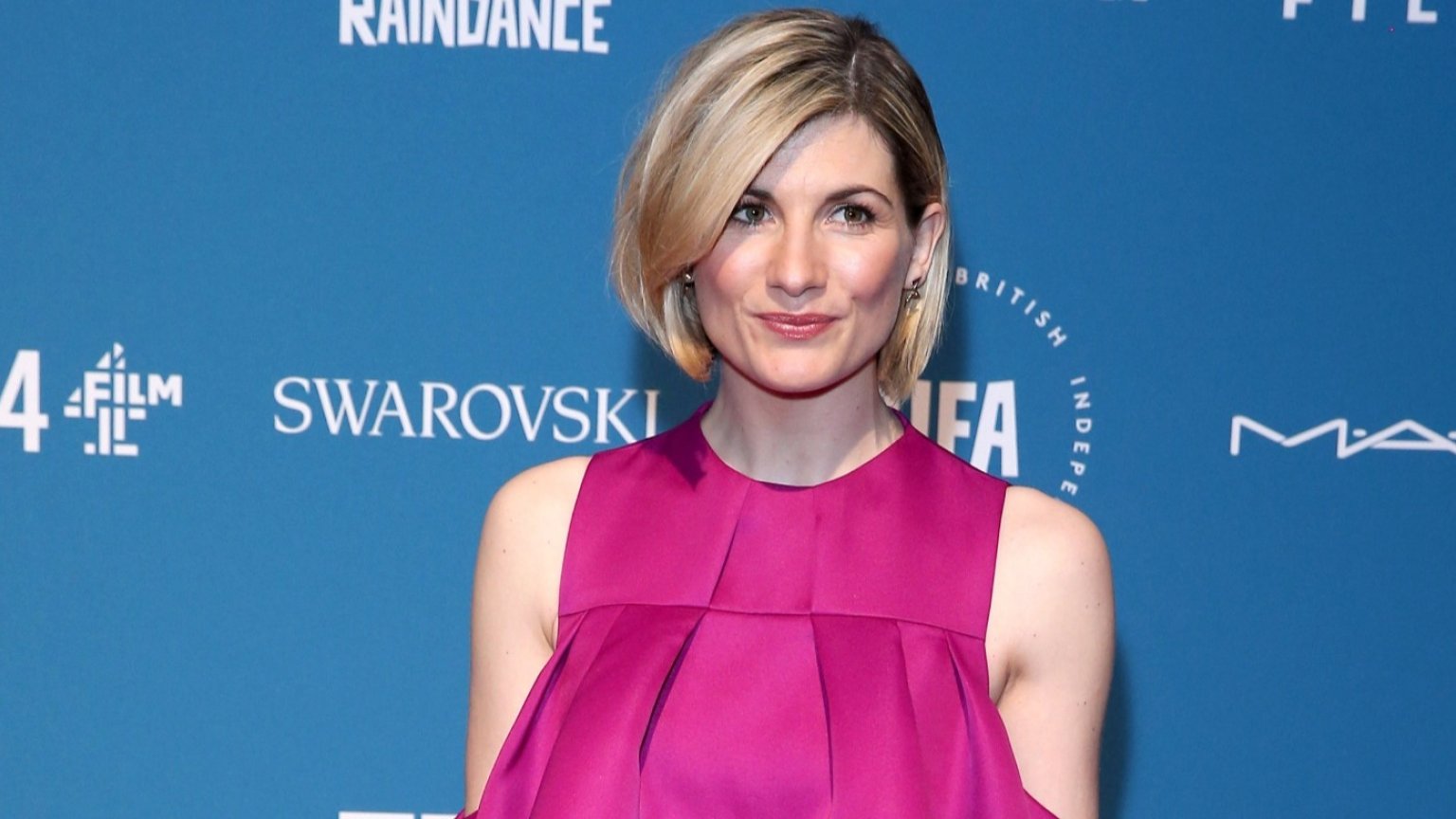 Jodie Whittaker schittert in nieuwe miniserie van Netflix: 'Toxic Town'