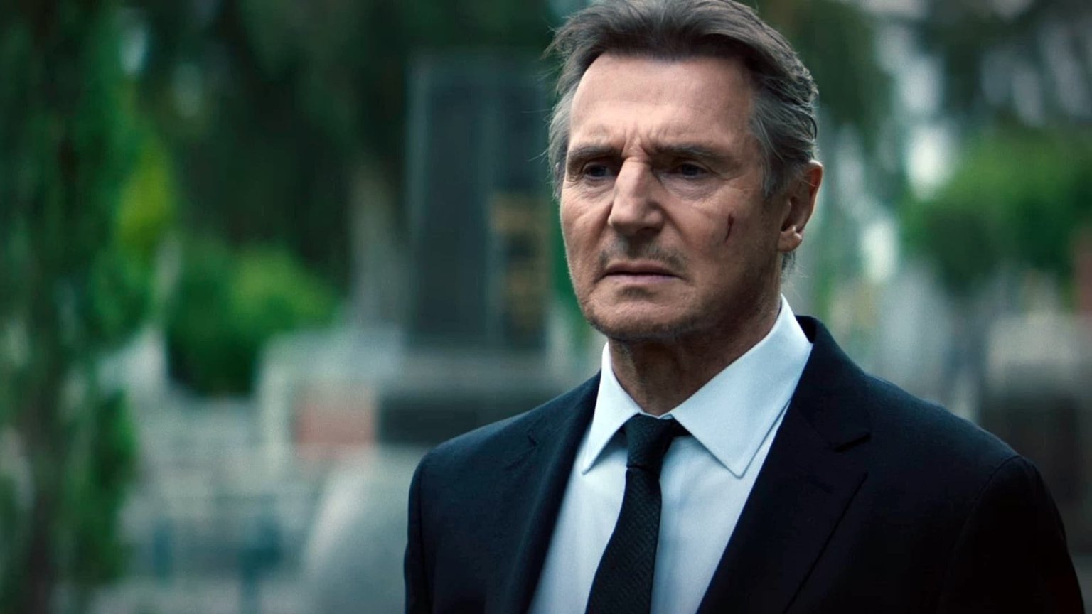 Netflix verwijdert binnenkort 'Blacklight', 'Shooter' en 5+ andere films & series