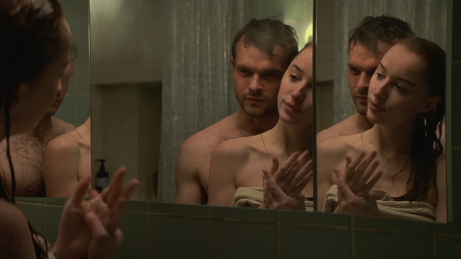 Netflix deelt nieuwe beelden van erotische thriller 'Fair Play'