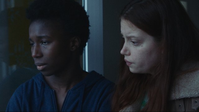 Recensie 'Sages-femmes'