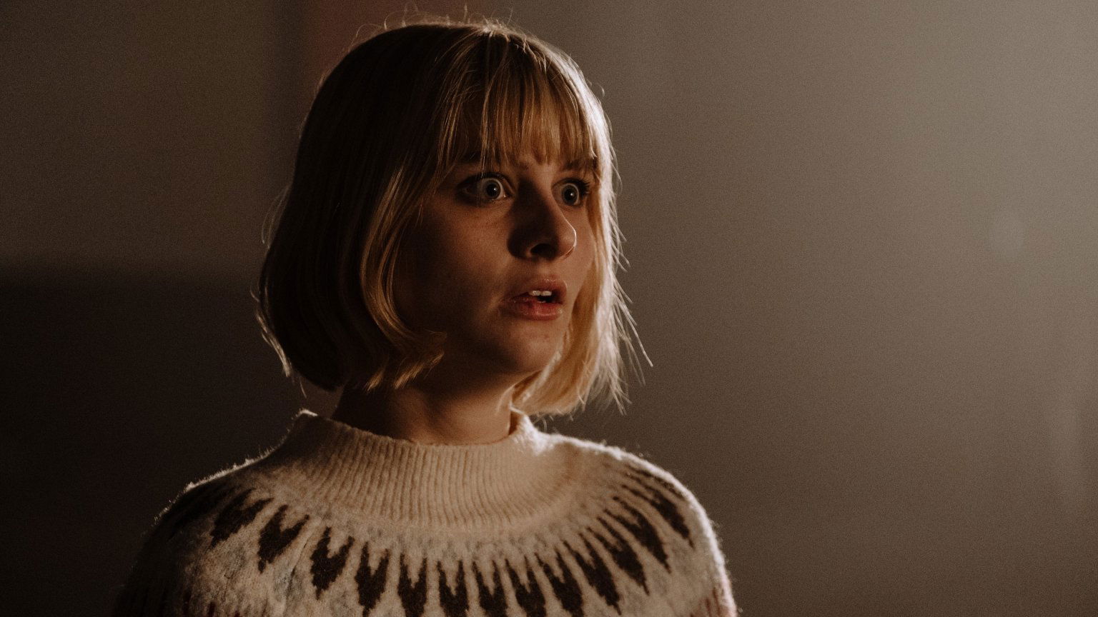 Kerst wordt verstoord door een moordenaar in de trailer van 'It's A Wonderful Knife'