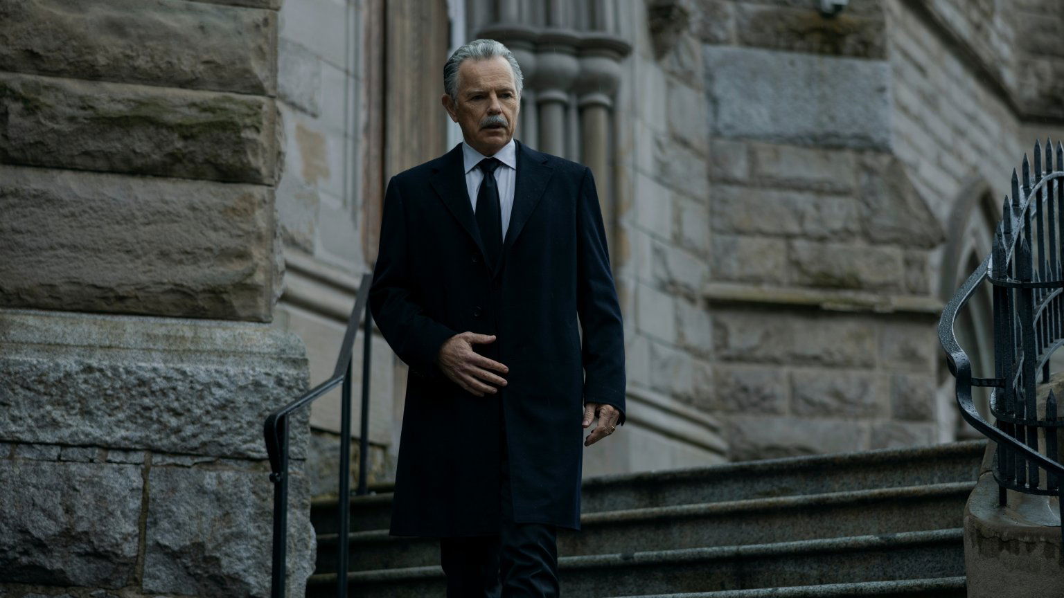 Kijkers 'The Fall of the House of Usher' vinden nieuwe serie niet zo eng als déze horrorserie op Netflix