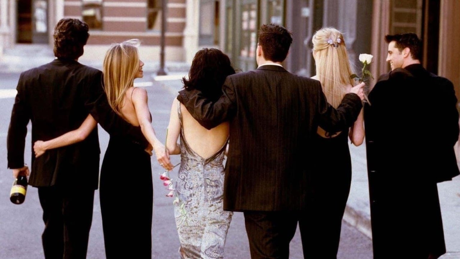 'Friends'-cast reageert op overlijden Matthew Perry: 'Waren zoveel meer dan collega's'