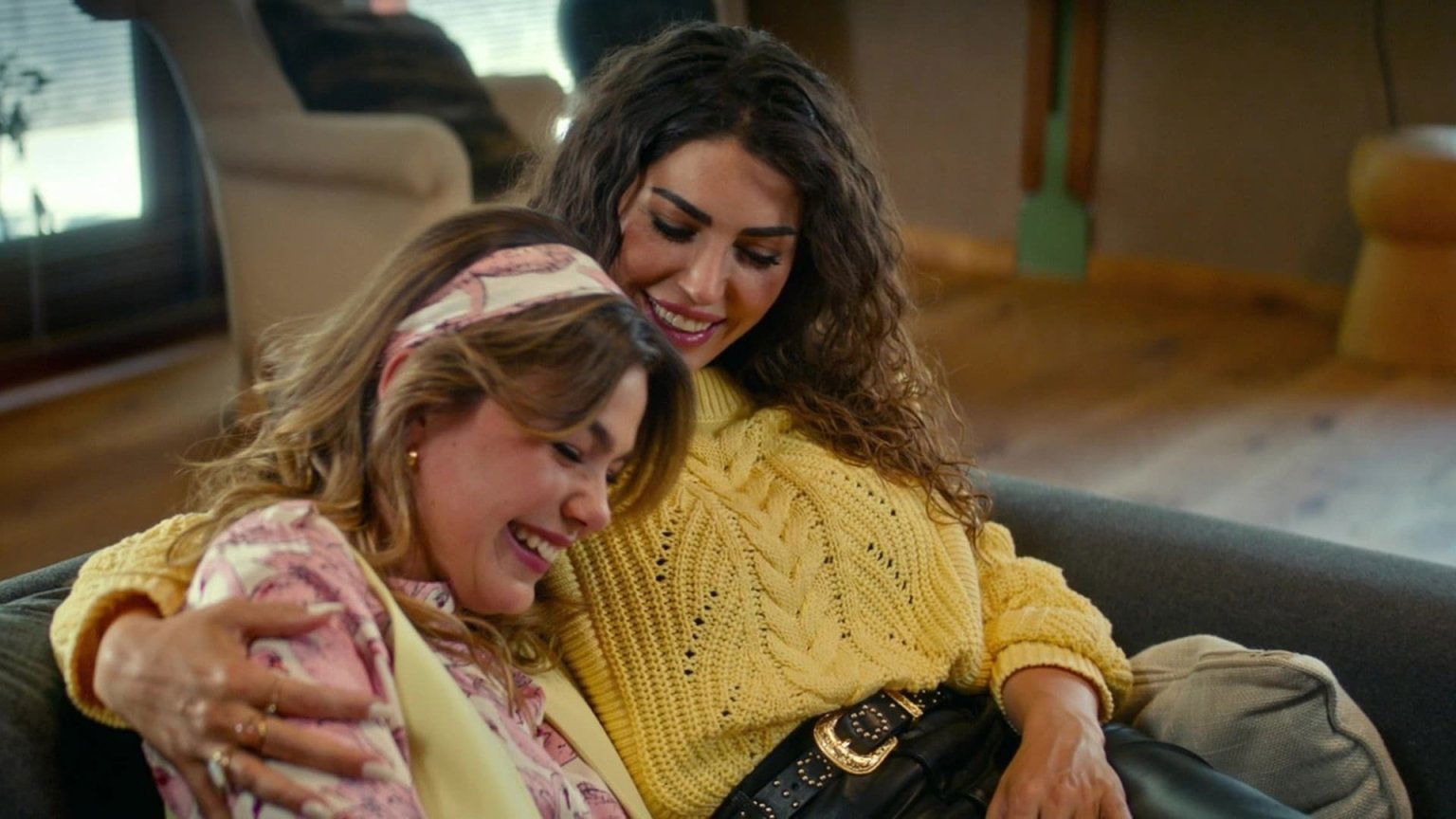 Yolanthe Cabau nu te zien op Netflix in romantische komedie