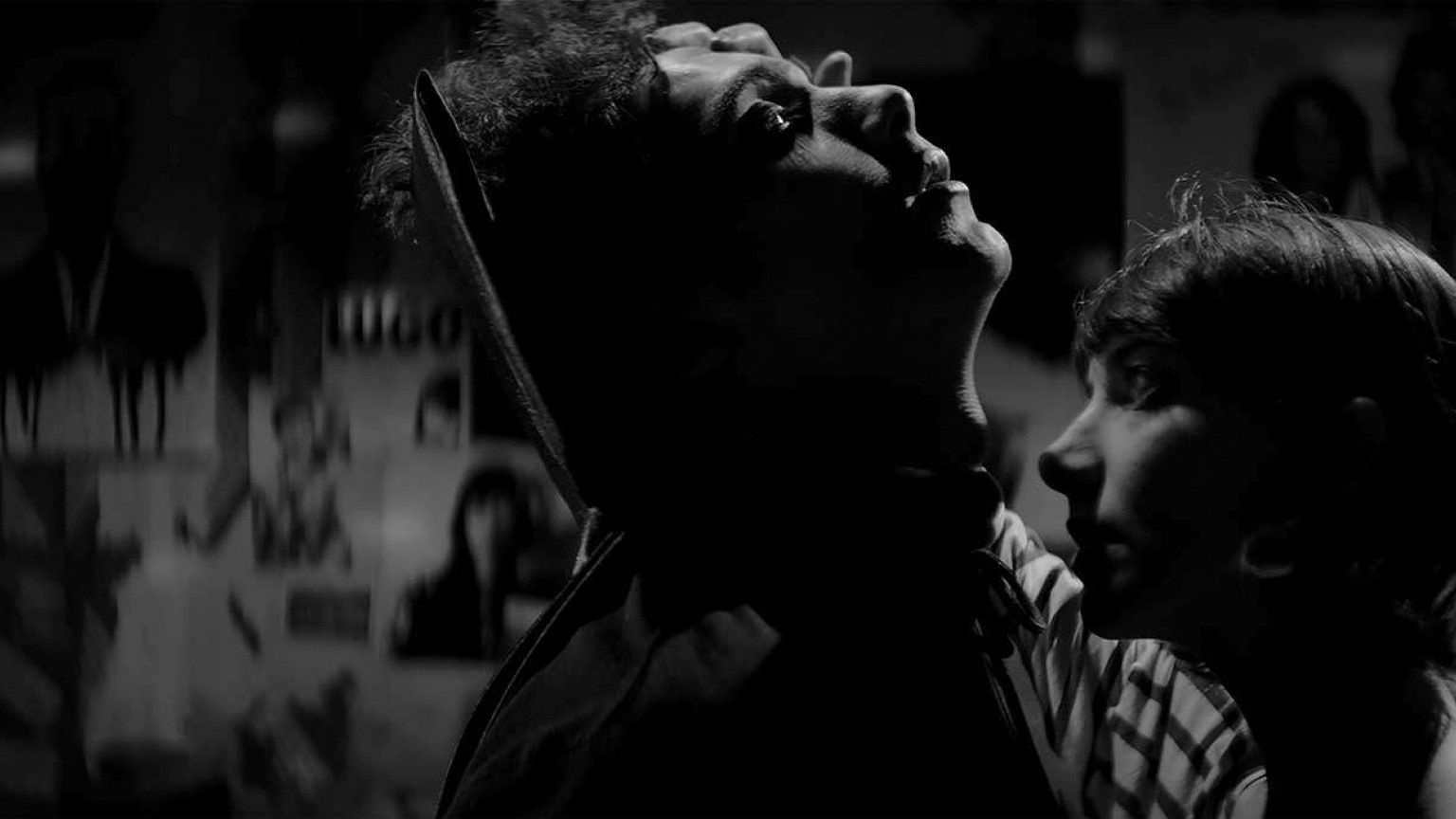 Recensie 'A Girl Walks Home Alone at Night'